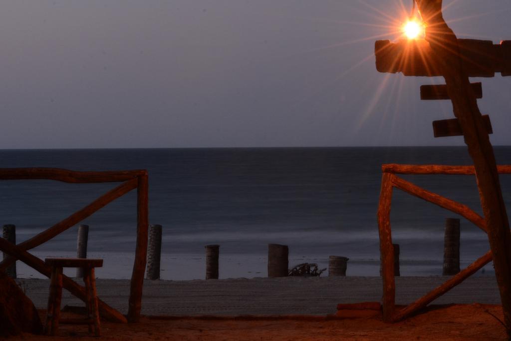 Na Beira Do Mar Pousada Prea Buitenkant foto